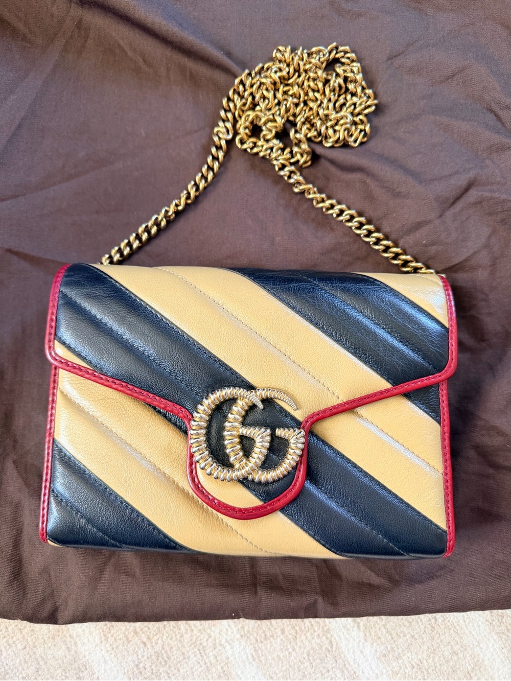 Gucci andAzalea Calfskin Matelasse Torchon GG Marmont WOC